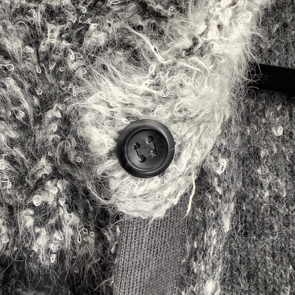 NEW! RE/DONE Size Small Oversized Crew Cardigan Black Ecru $550 msrp I10-1 - Picture 5 of 9